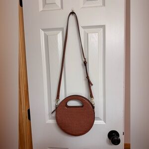 Enzo Angiolini Tan Crocodile-Embossed Crossbody Bag